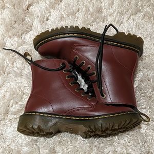 Doc Martin boots 😍